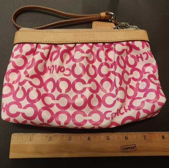 Party essential!! Coach wristlet - Picture 4 of 5